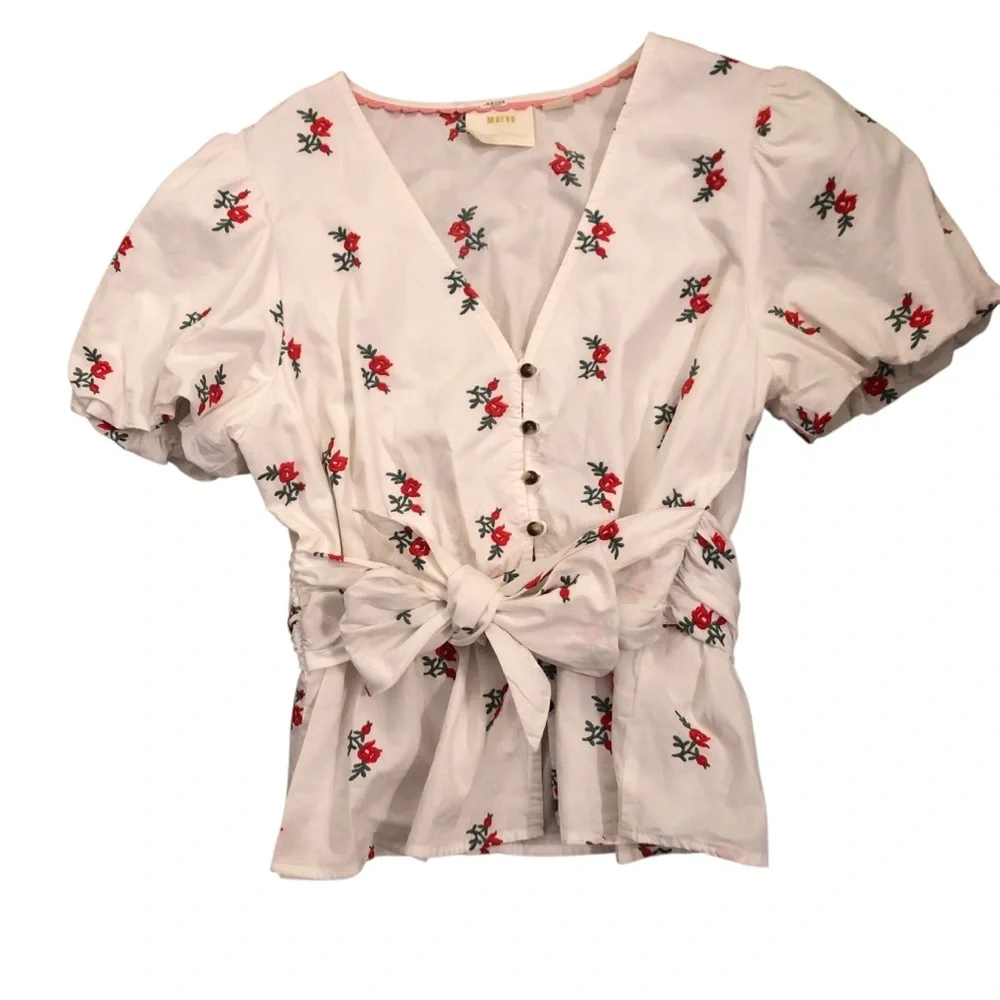 Cottagecore Maeve by Anthropologie white top with red floral embroidery Size 14